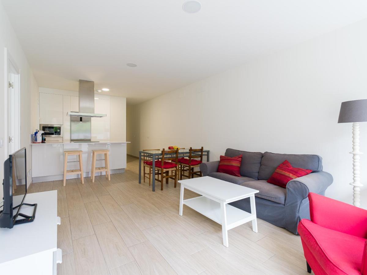 Homeforguest Apartamento Con Terraza Y Parking En Las Canteras Las Palmas de Gran Canaria Bagian luar foto